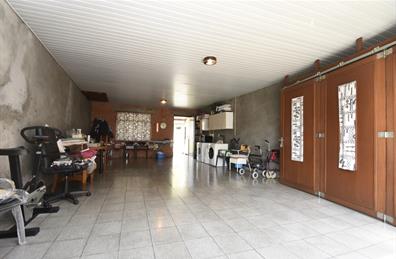 garage te koop in Zwijndrecht - 1e afbeelding