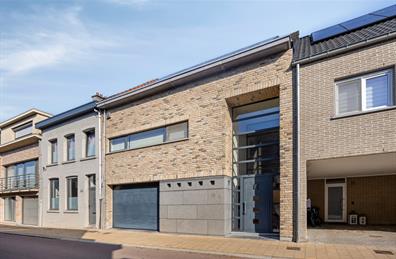huis te koop in Zwijndrecht - 1e afbeelding