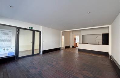 Gebouw gemengd gebruik te huur Zwijndrecht